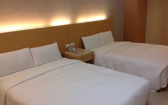 Chih Feng Hotel