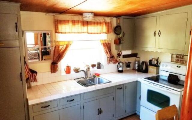 Historic Cabin In Julian