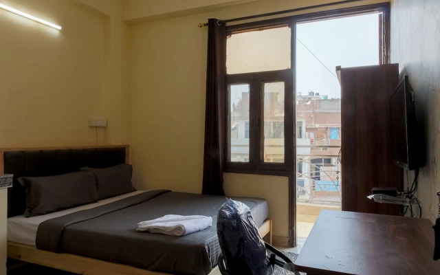 Eat Sleep Wander Studio Apartments