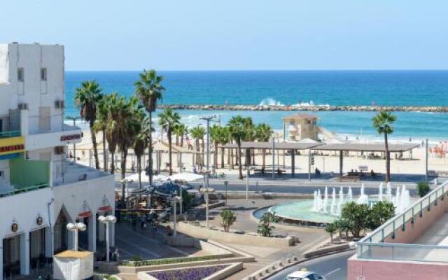 Beachfront 52 by Tlv 2 Rent