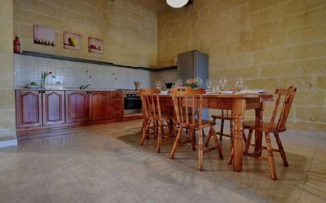 Gozo Inn