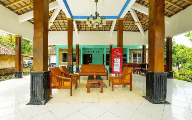 OYO Homes 91119 Desa Wisata Brajan