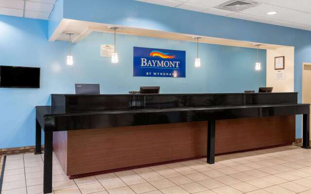 Baymont by Wyndham Queensbury / Lake George