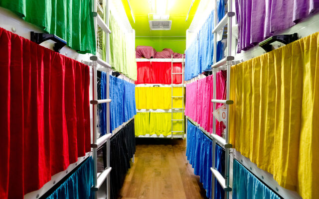 BaseCamp Bonn - Hostel
