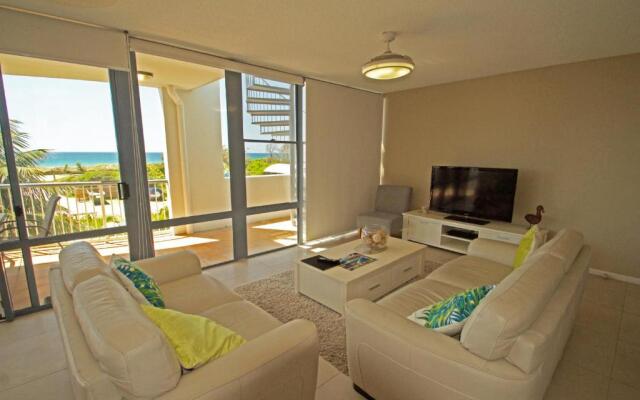 Surf Club Apartments
