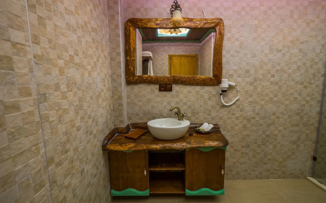 Elif Stone House