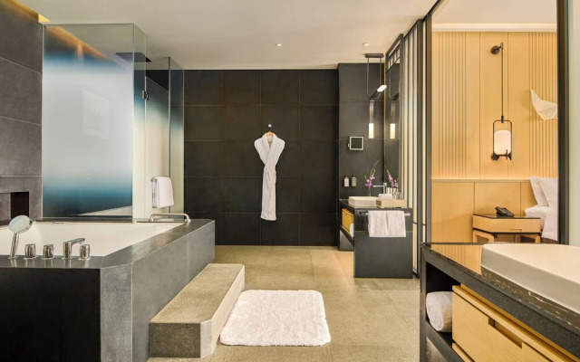 Secan Hotel Qingdao, Curio Collection By Hilton