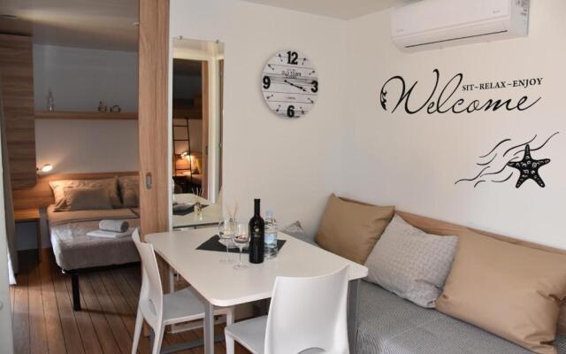 Mobile Home Starfish IV Camp Soline