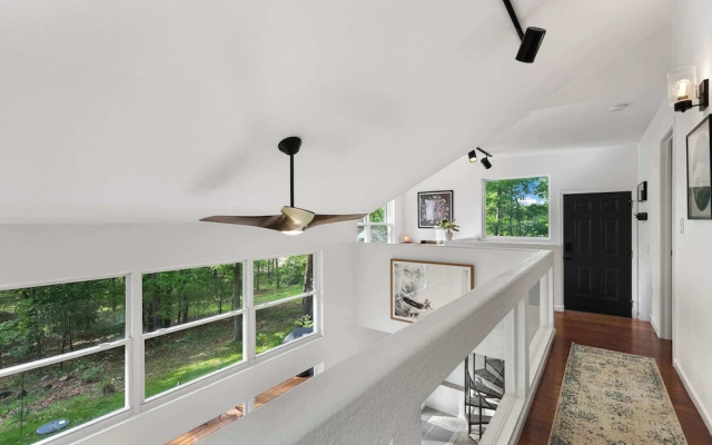 Treehouse LOZ Seclusion for 6!