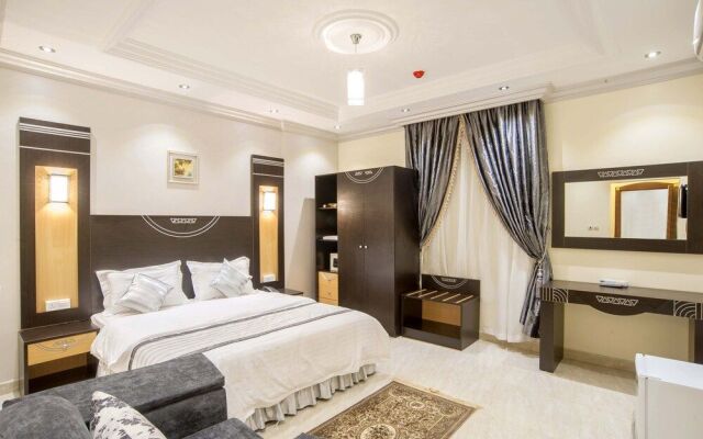 Al Ezzah Palace Hotel Suites