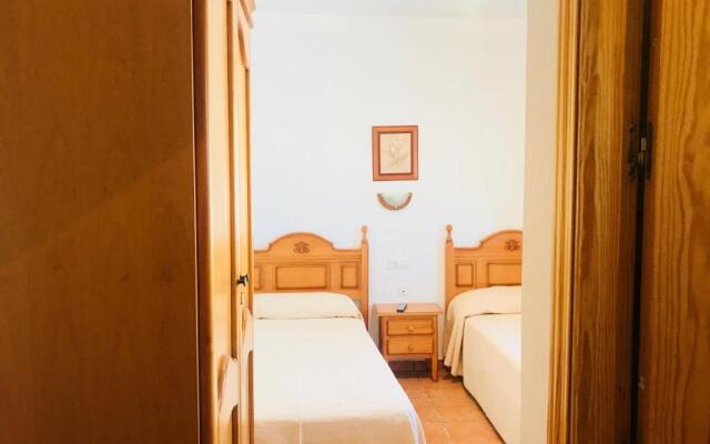 Hostal Restaurante Ecuador