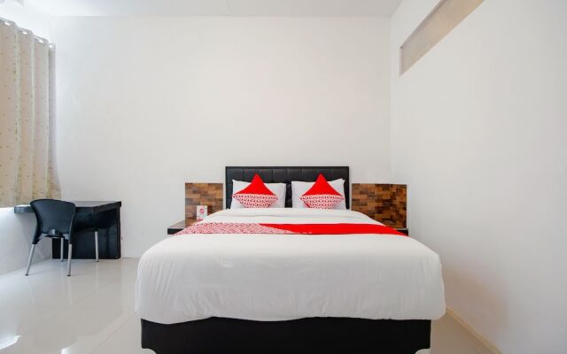 C9 Exclusive by OYO Rooms