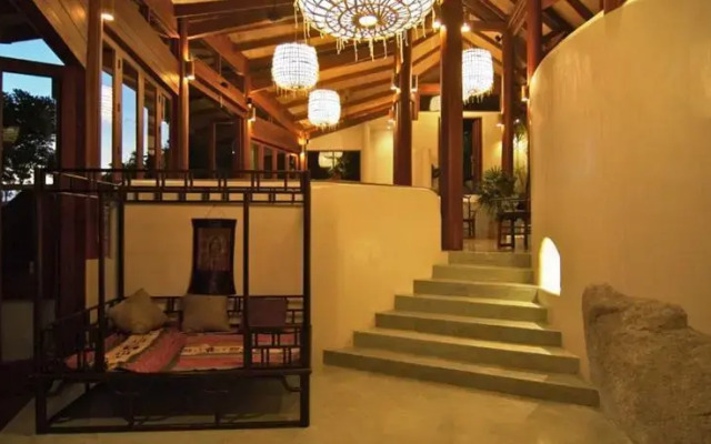Villa Waterfall