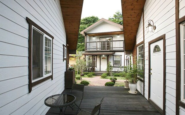 Hongcheon Barack Pension