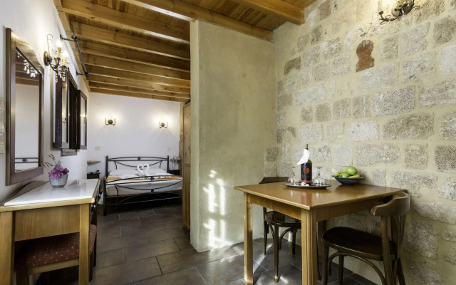 Camelot Traditional & Classic Hotel