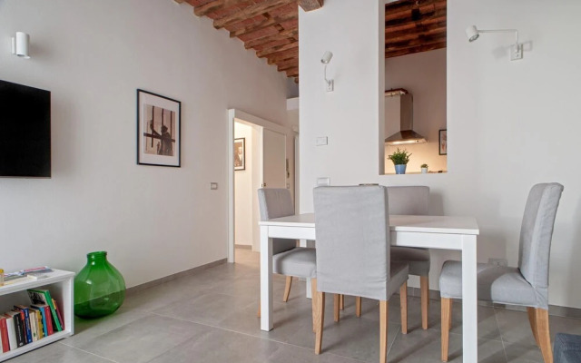 Art Living Apartment