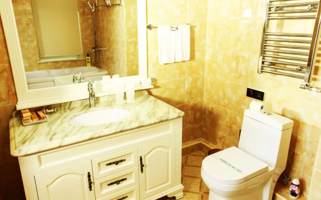 Royal House Hotel 2