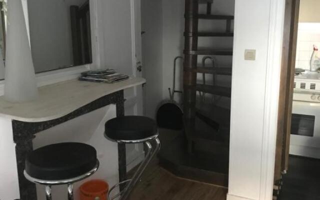 Rue Des Lingots Apartment
