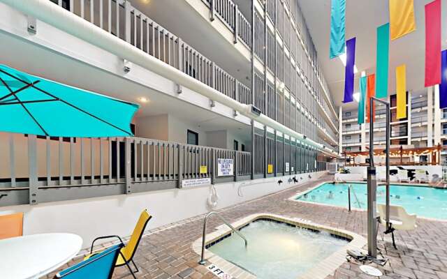 Mbr1617c 2 Bedroom Condo