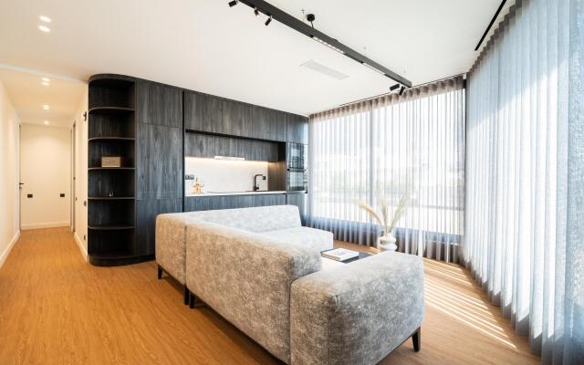 5BD Luxury Penthouse With Sea View