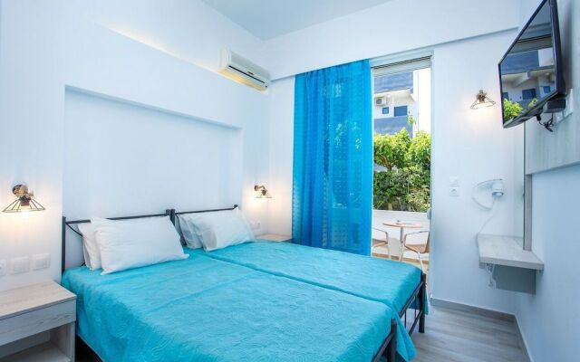 Stay Helios - Aparts & Pool Suites