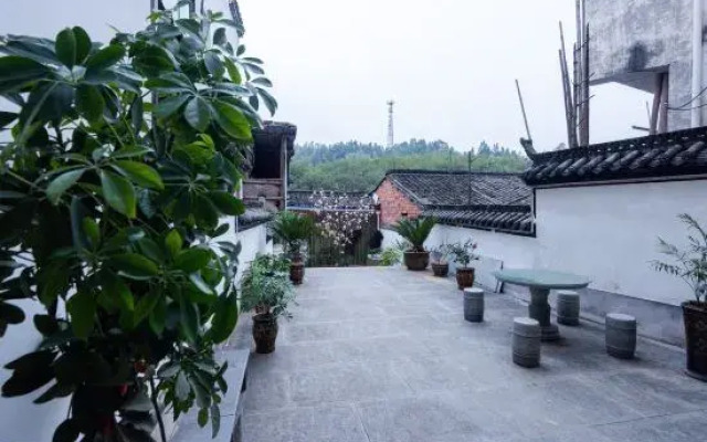 Wuyuan Likeng Qingfeng Courtyard