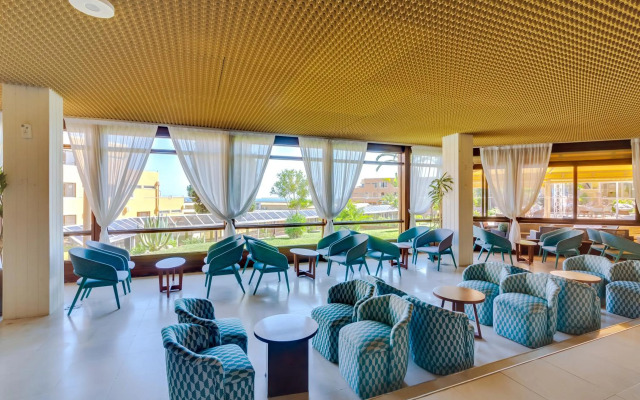 Auramar Beach Resort