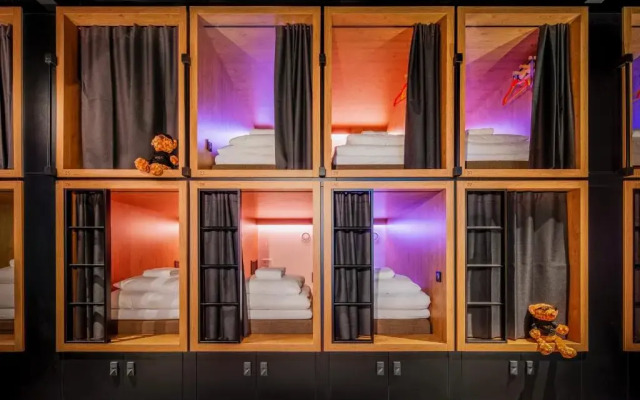 BUNK Hotel Amsterdam