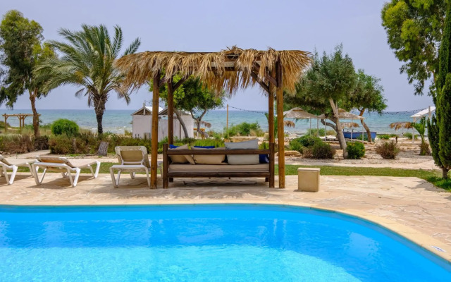 Thalassines Beach Villas