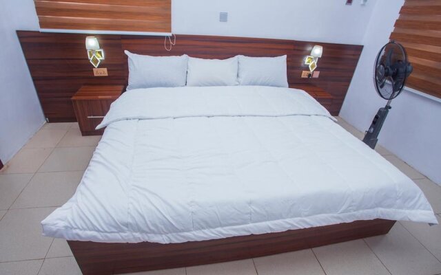 Impeccable Furnished 2 Bedrbed Apartment in Ibadan