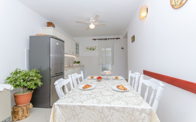 Apartment Bosiljka A1