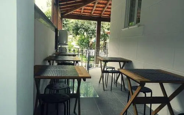 Jualis Guest House