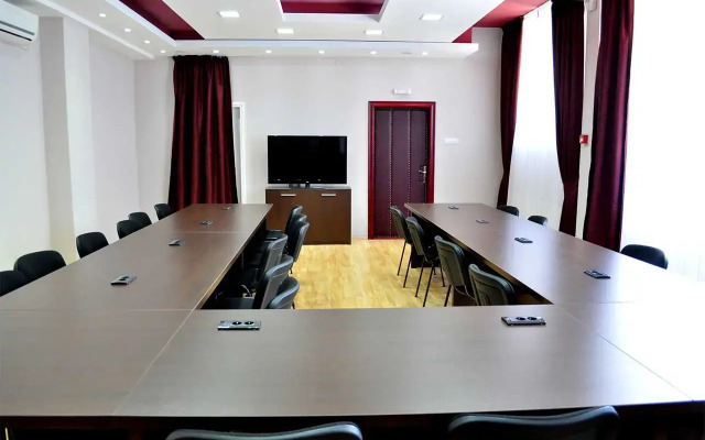Garni Hotel 018 In