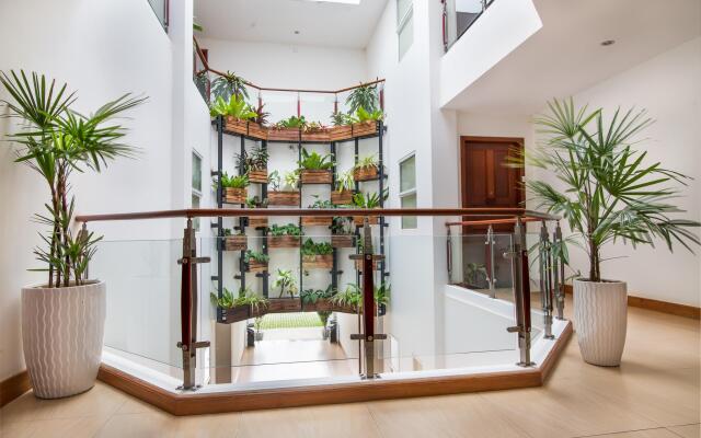 KT Apartment