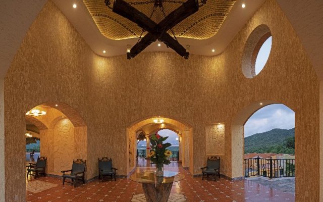 El Corazon Resort
