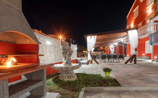 4 Great Villa Ancora For 12 Guests