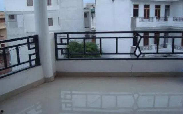 Welcome Inn at Ganges Varanasi