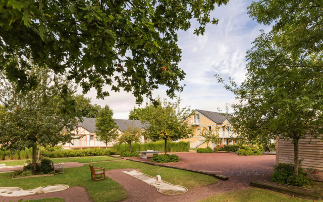 Apartment in Branville in a nice area