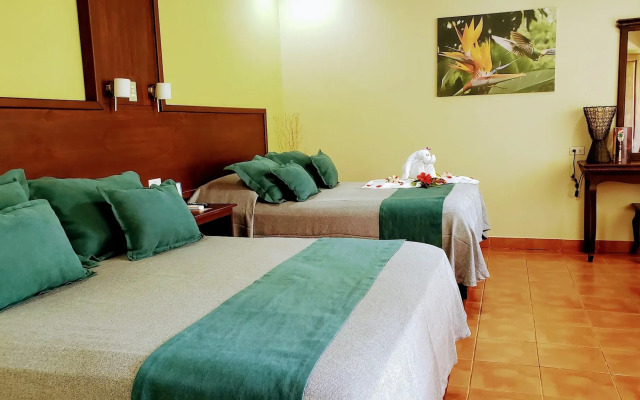 Volcano Lodge Hotel & Thermal Experience