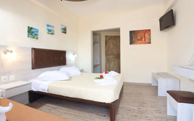 Summer Beach Hotel