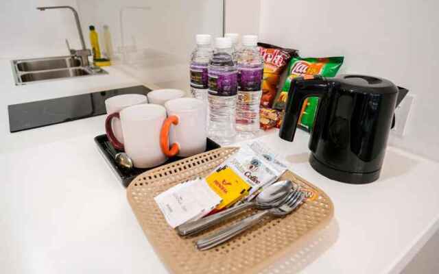 Lovina 6-12 at Harbourbay Residence