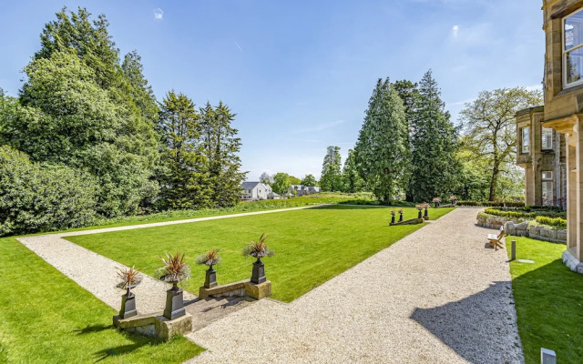 The Wilfred Suite Stone Cross Mansion
