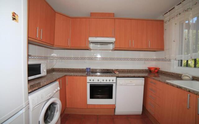 PALM BEACH 45 Adosado con jardin y piscina ALBERT VILLAS