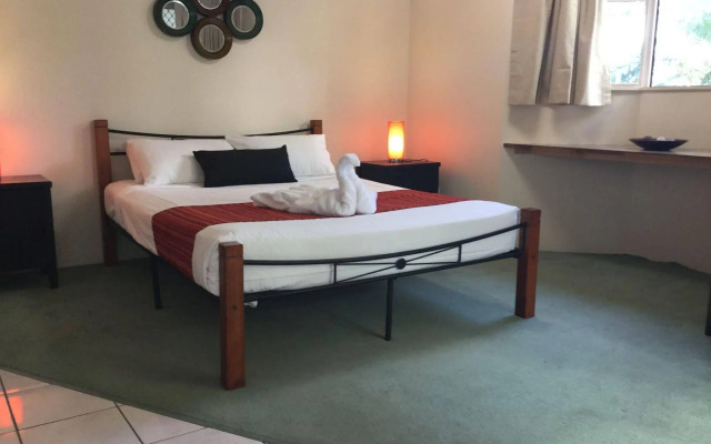 Santalina On Hervey Bay