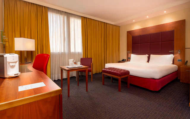 Crowne Plaza Venice East by IHG