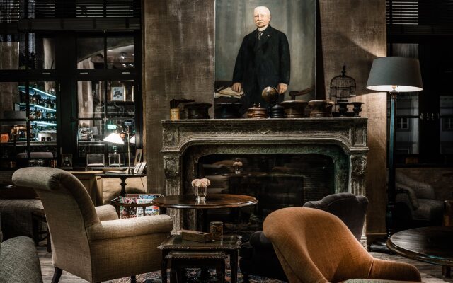 1898 The Post