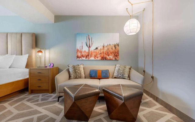 La Quinta Inn & Suites by Wyndham Tempe University / Phoenix