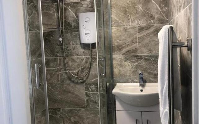 Luxury Lavish Studio Apartments LE1