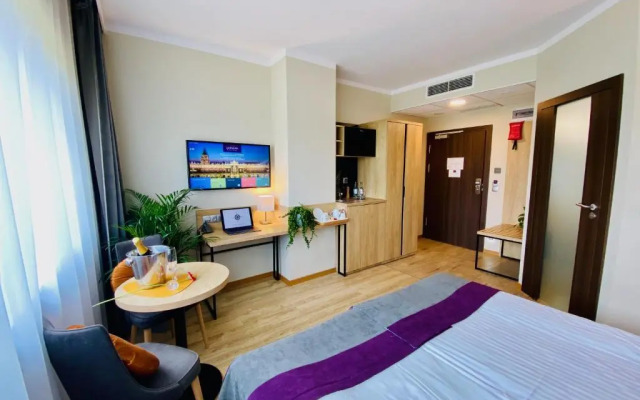 CONRAD Comfort Hotel****