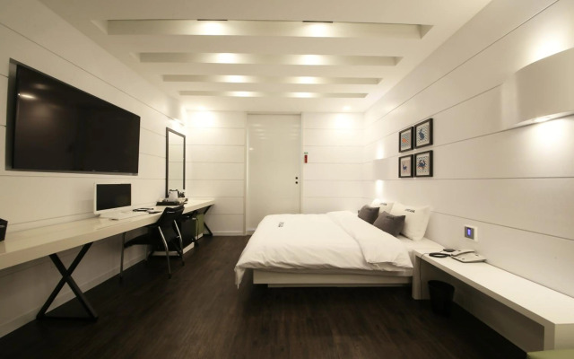 Premium AVA Hotel Sasang